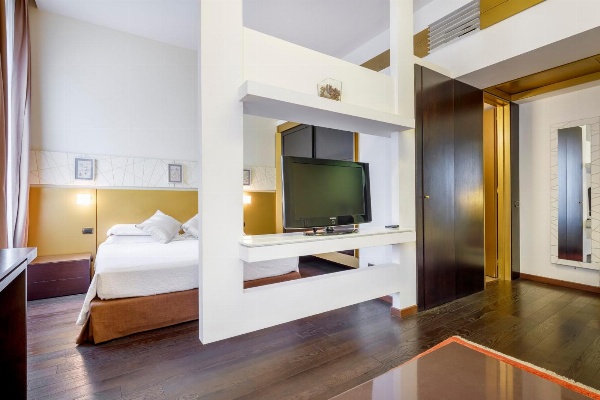 HT Romeo Al Babuino image 1